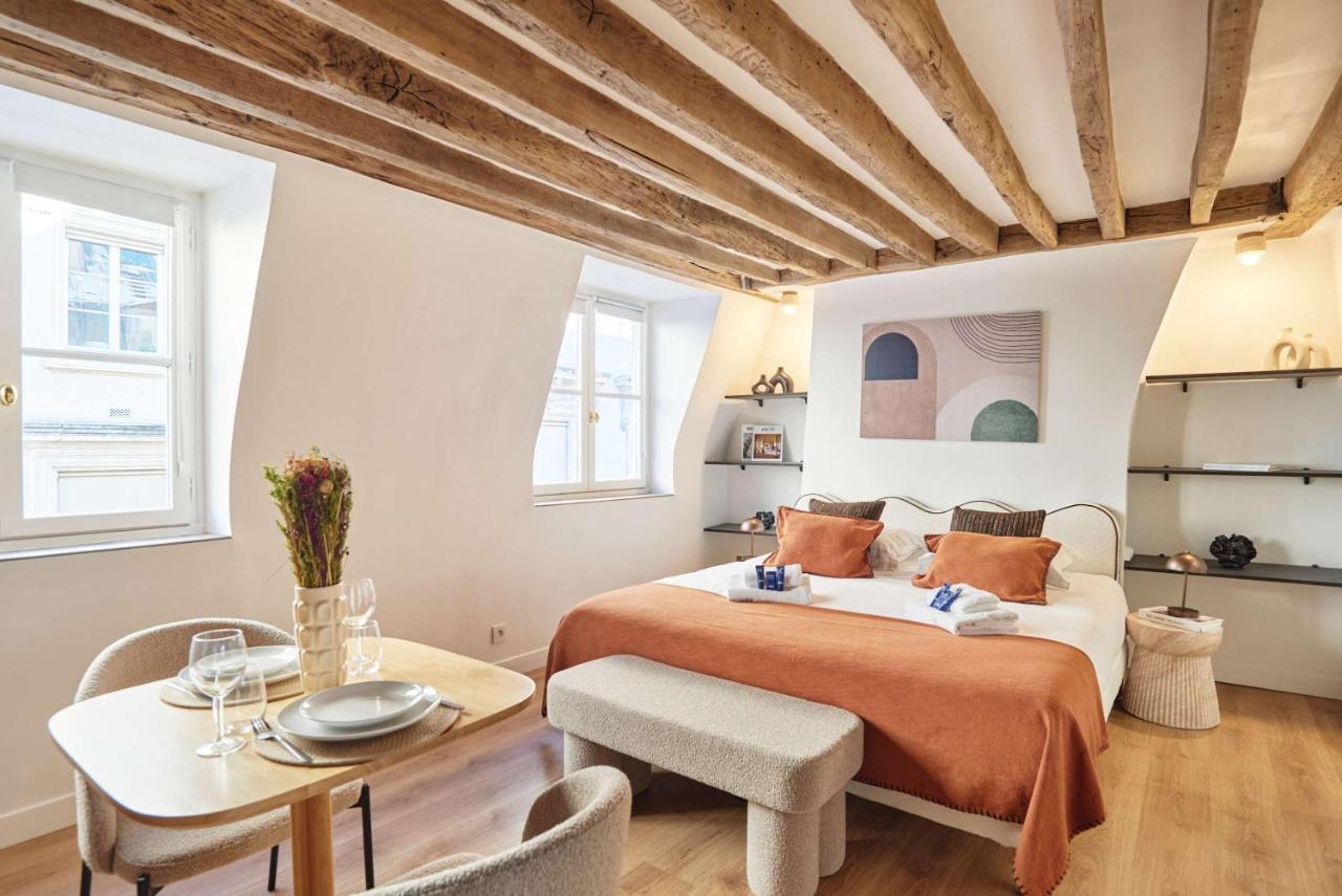 Suite Louvre Museum - Rue Saint Honore