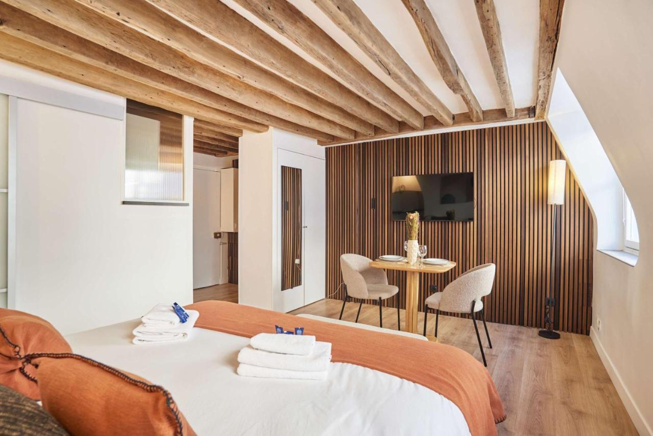 Suite Louvre Museum - Rue Saint Honore - 2