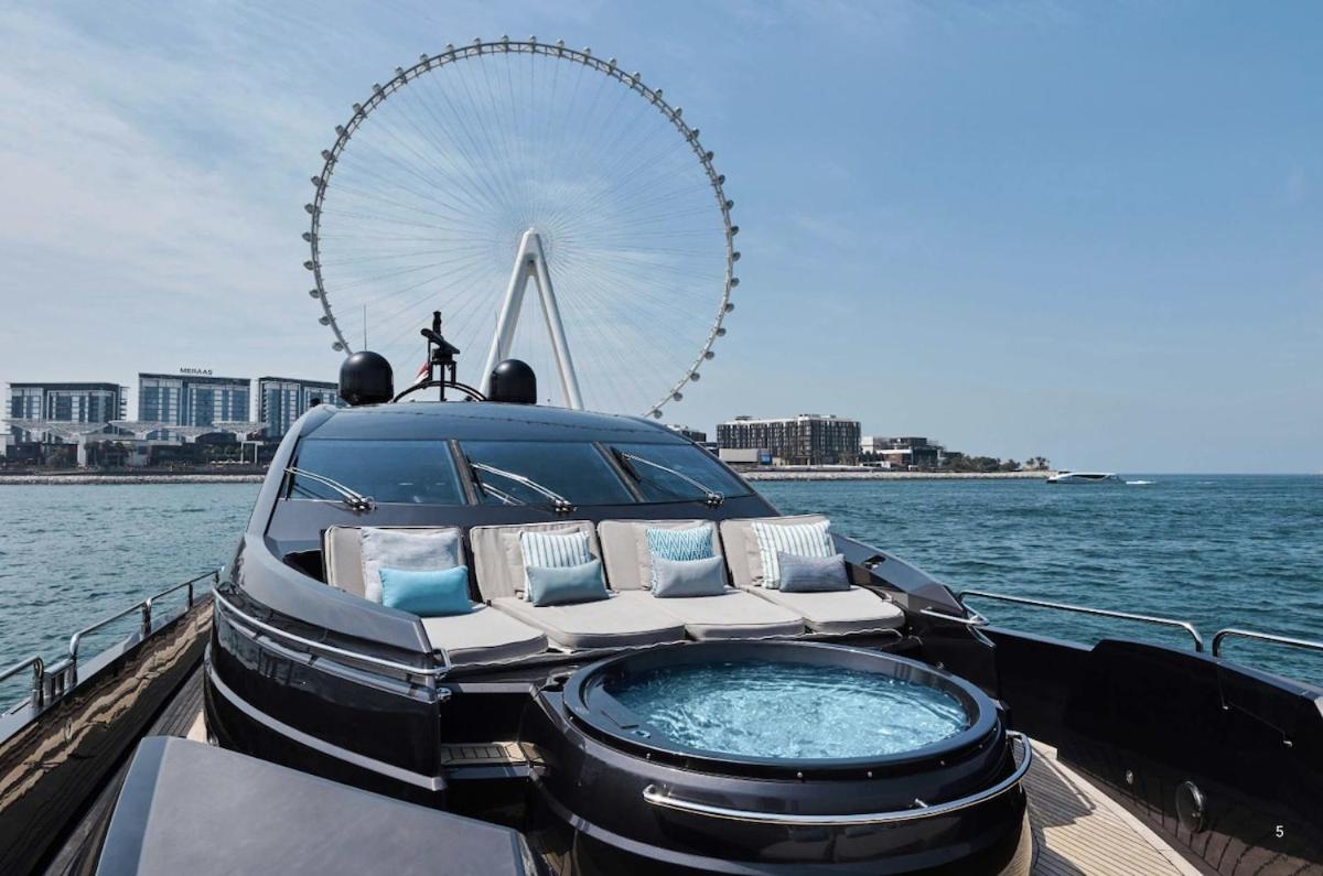 Private Beach , Luxury 2BR , Emaar 5-Star Amenities - 5