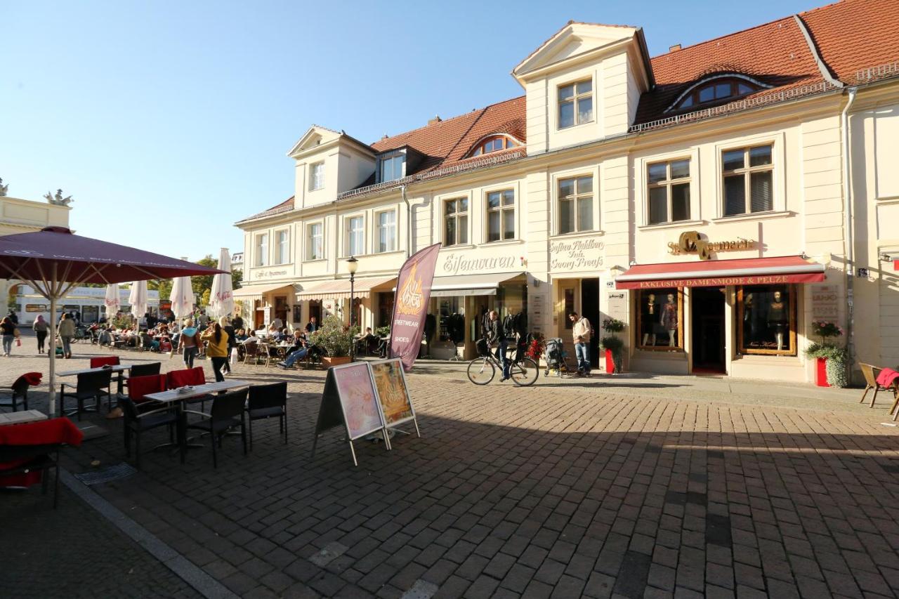 Amaroo - Apartments Potsdam “Brandenburger Tor”