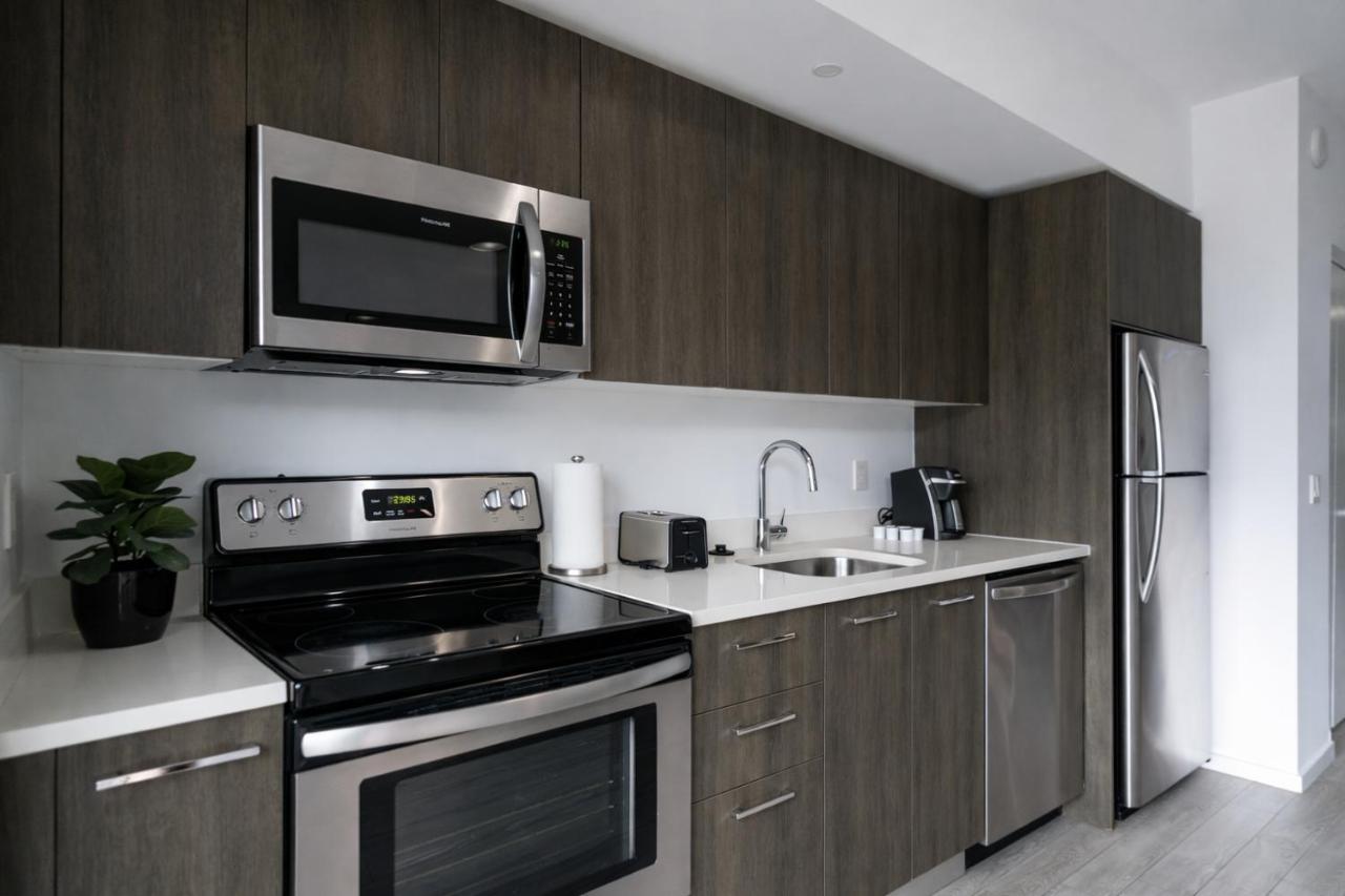 Downtown Skyline Heights with Stunning Ocean View - 4