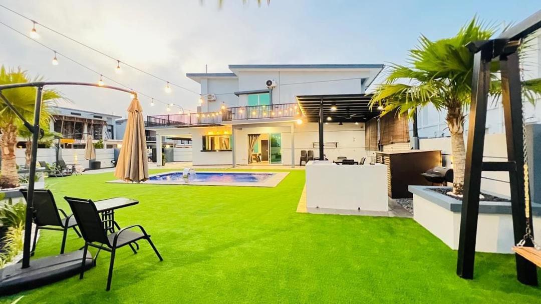 Tropiical Garden Homestay Villa