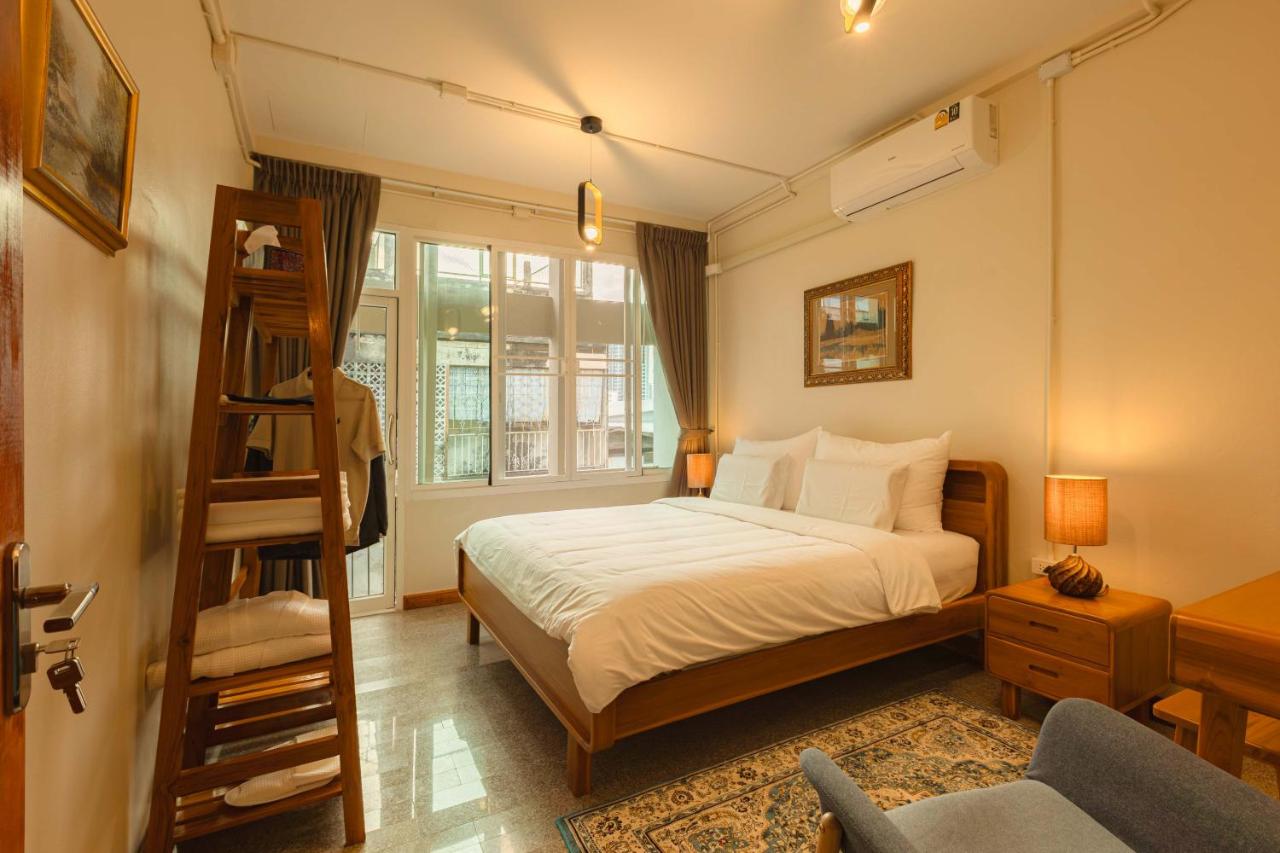 Oasis Thai Teak Home in Sathorn - 2