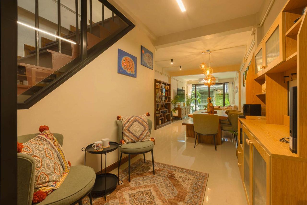 Oasis Thai Teak Home in Sathorn - 3