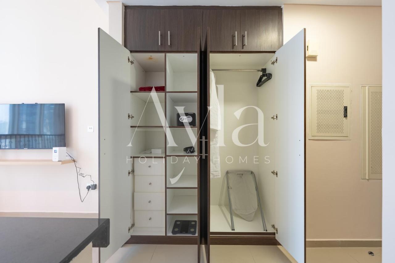 Bright Skyline Studio Reem Island Water Views - 3