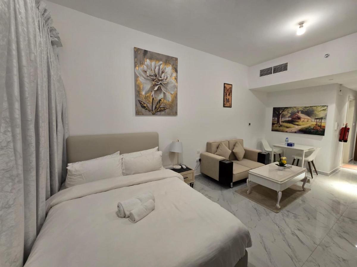 Studio in Masdar City - 2