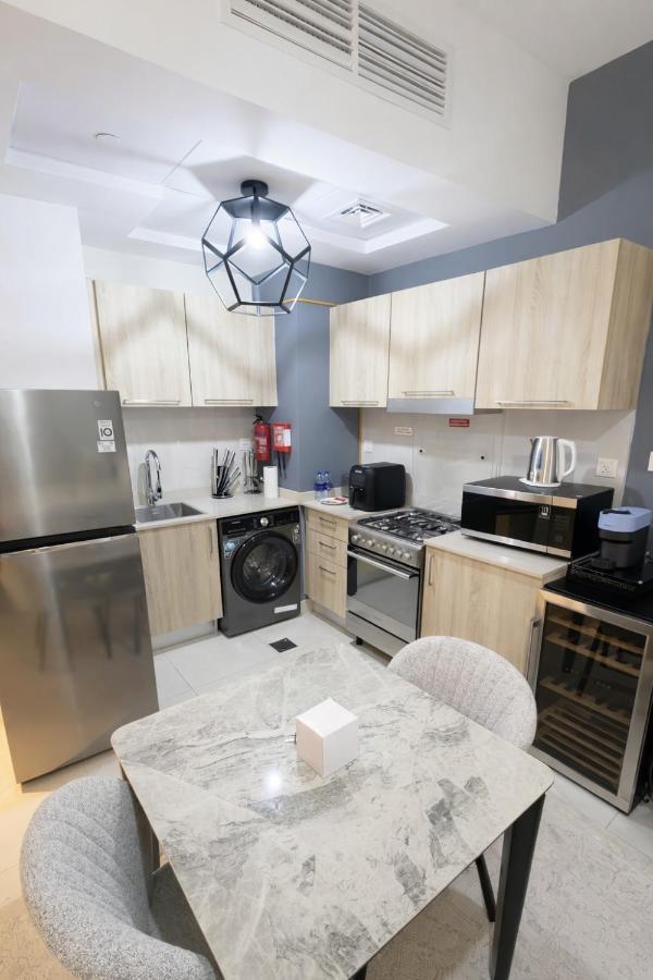 Extra-Large Studio l AG Tower l Business Bay - 5