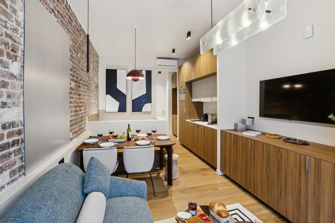 Lavie Maison Marais Hot Tub AC - 5