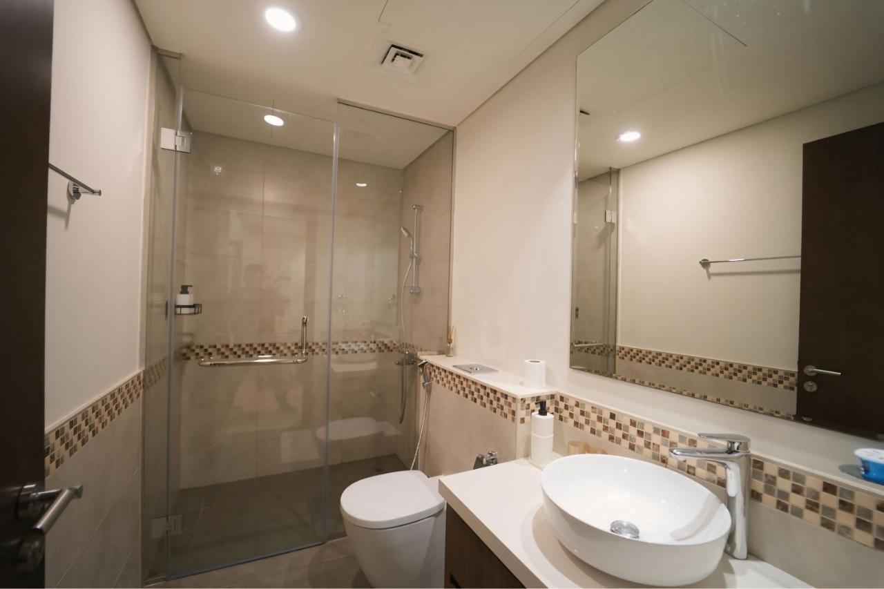 Luxury 2BR in Business Bay Close to Dubai Mall - 3