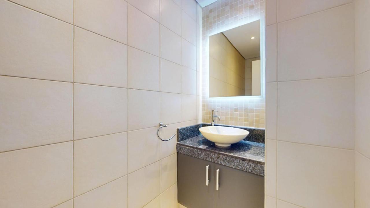 Vacationer Holiday Homes l 1 Bed on The Palm l City Views l Near Atlantis - 3