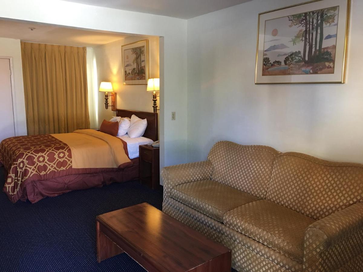 Executive Suites Inn — photo 15