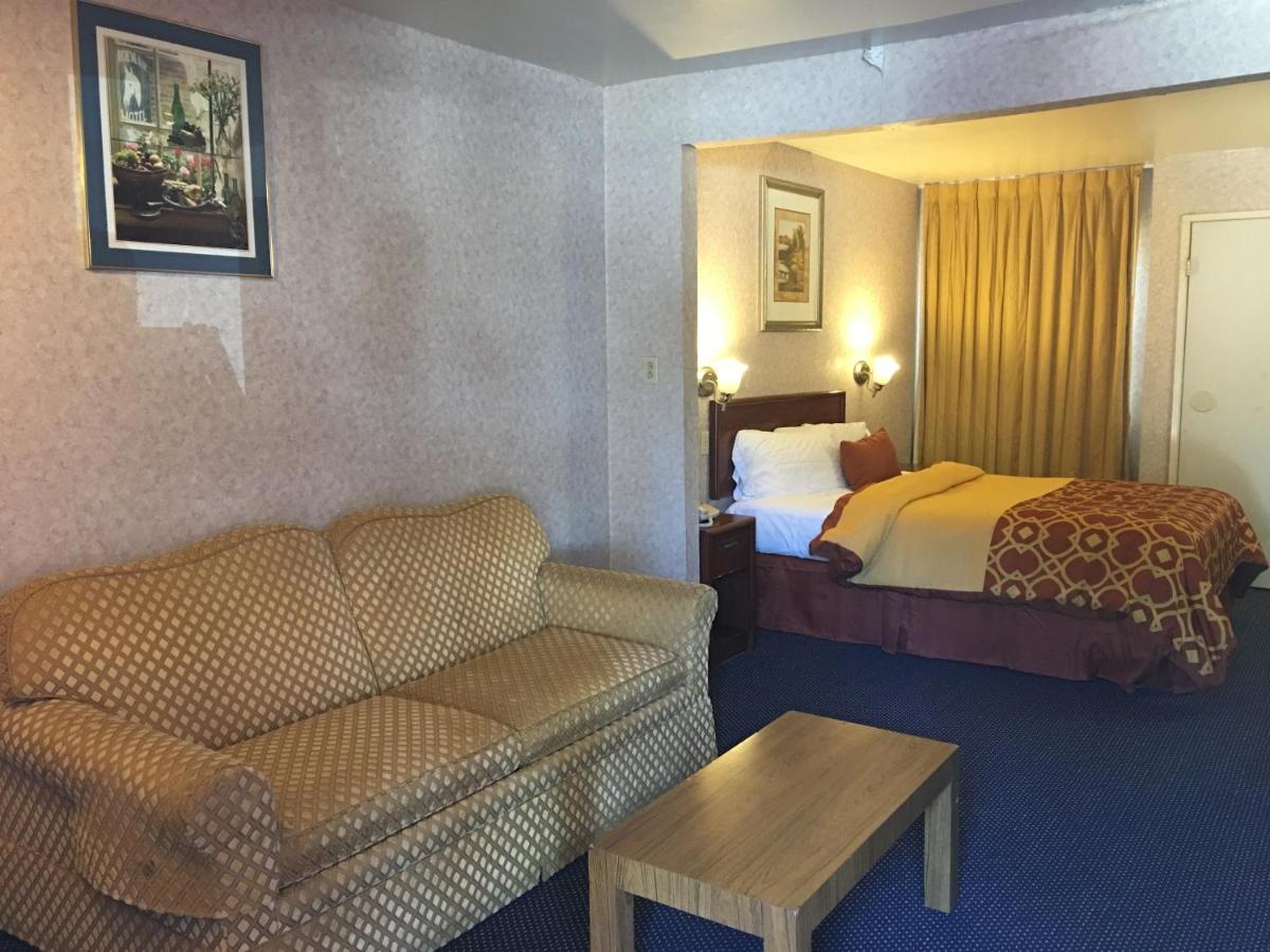 Executive Suites Inn — photo 14