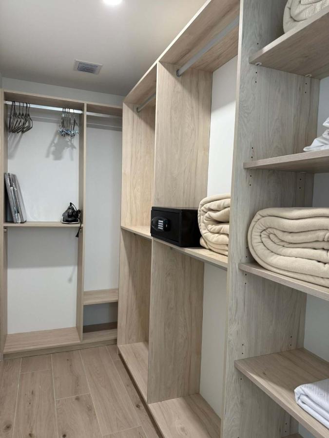 Downtown Miami 1BR Walk to Bayside Kaseya Gym Pool - 4