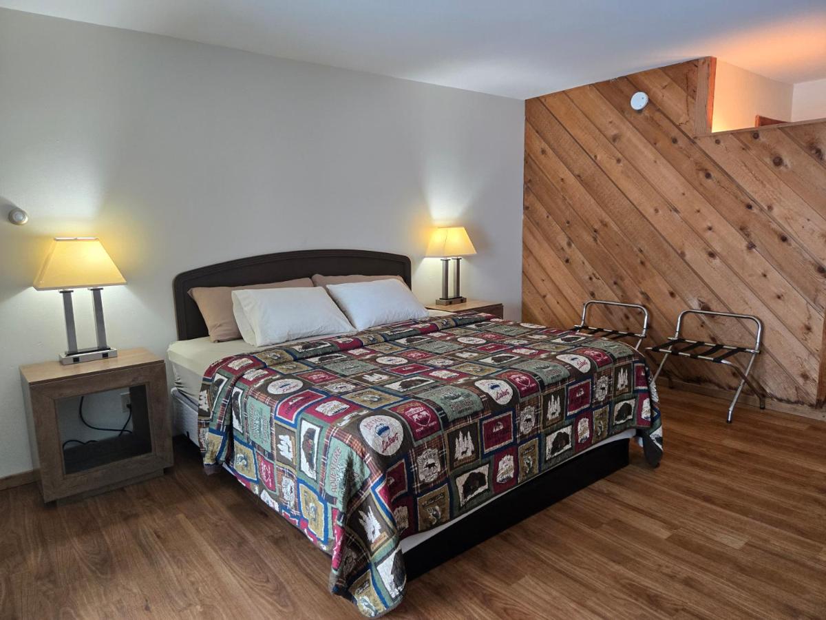Timber Inn — photo 13