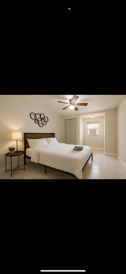 Santorini Wynwood - 5