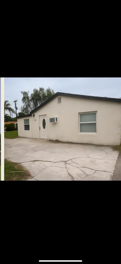 Santorini Wynwood - 3