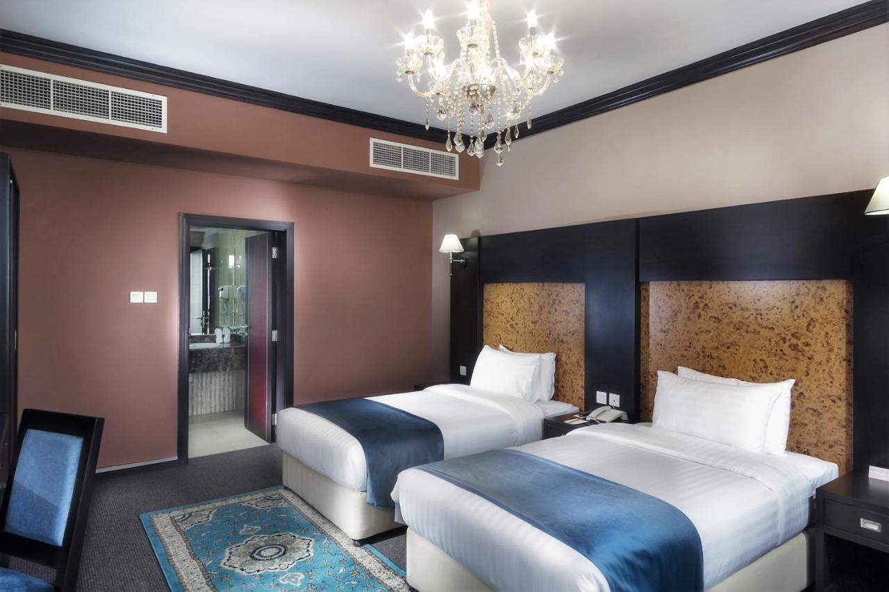 Royal Phoenicia Hotel photo