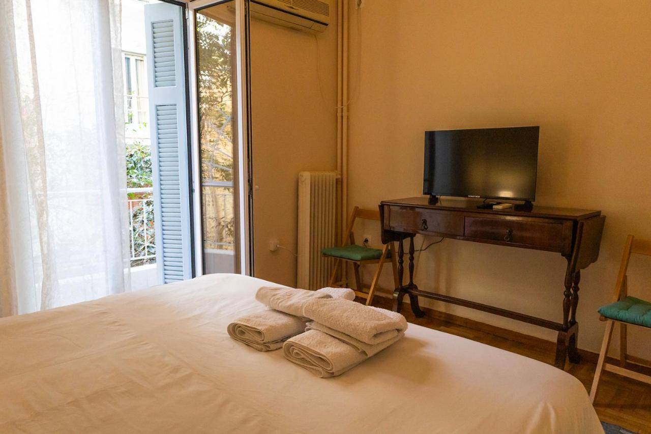 Cozy Athens Hideaway Pontou Street - 4