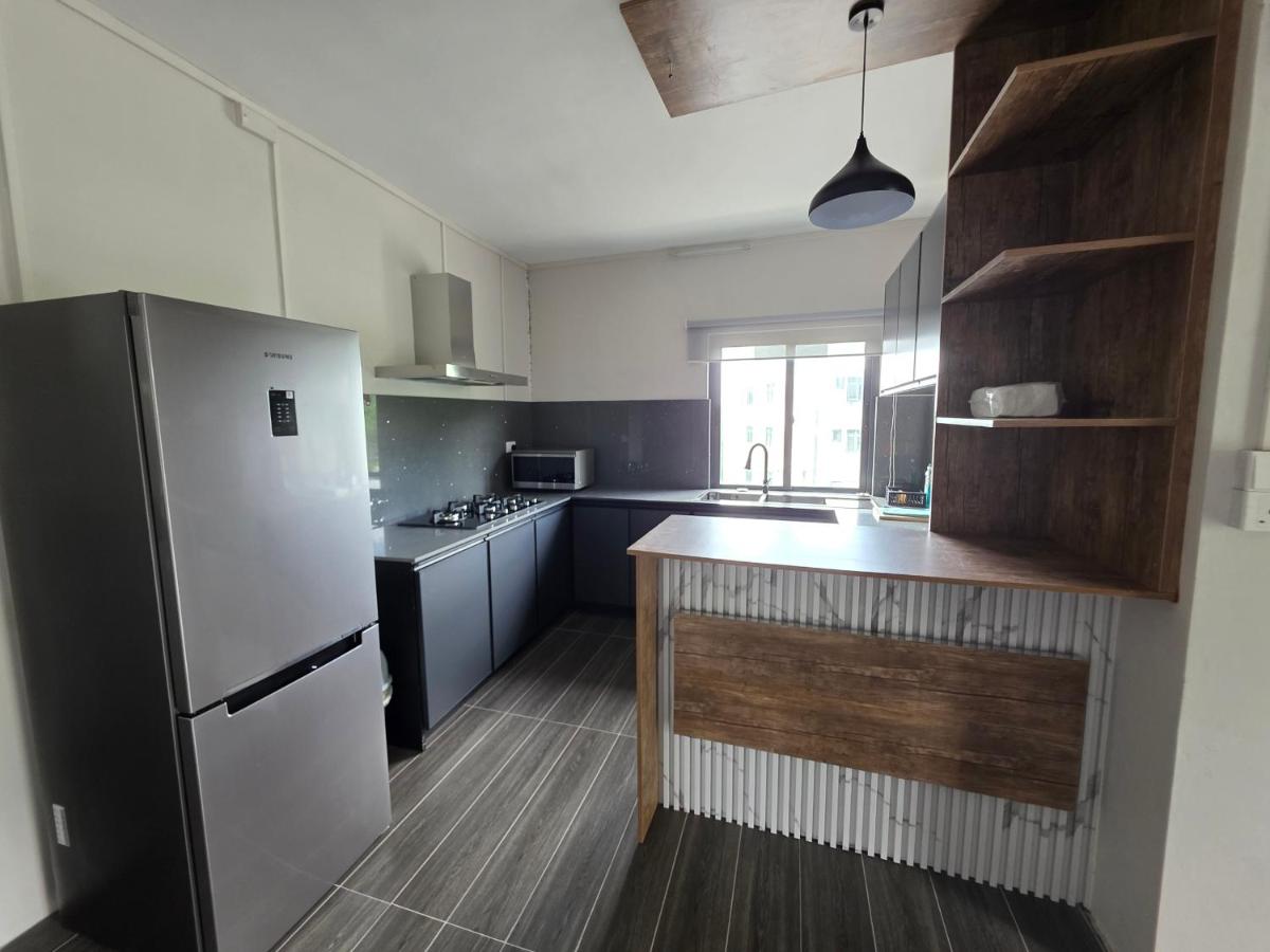 City Mountain View Apartment - 2