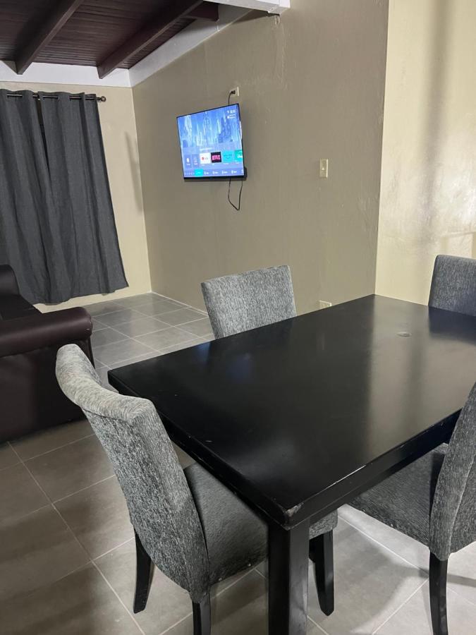 Manor park villas - 5