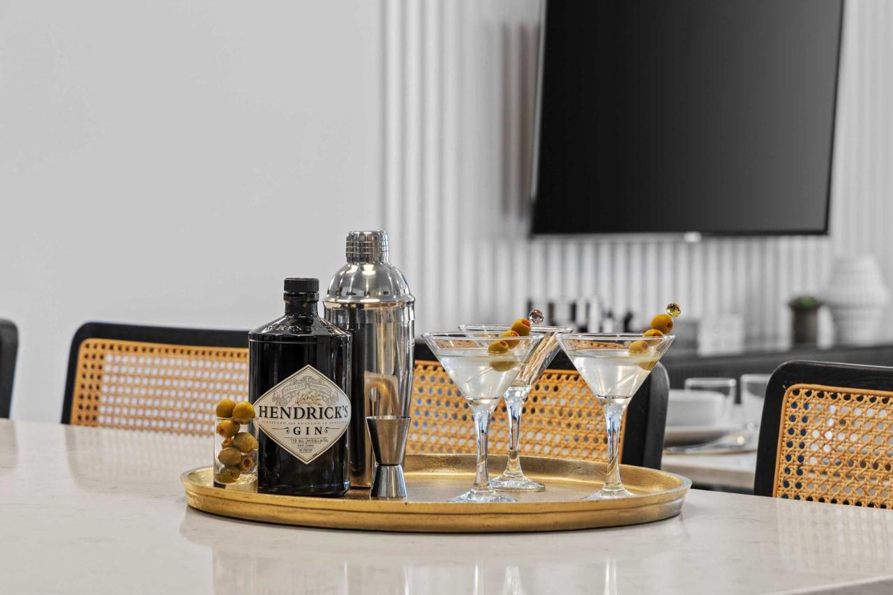 Hot Tub Views Grill Parking - 3