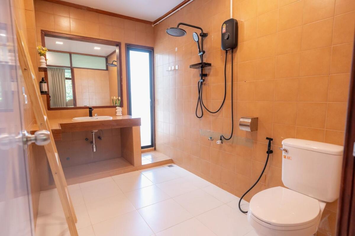 Stay Ekkamai - Private Pool villa, Central Bangkok - 2