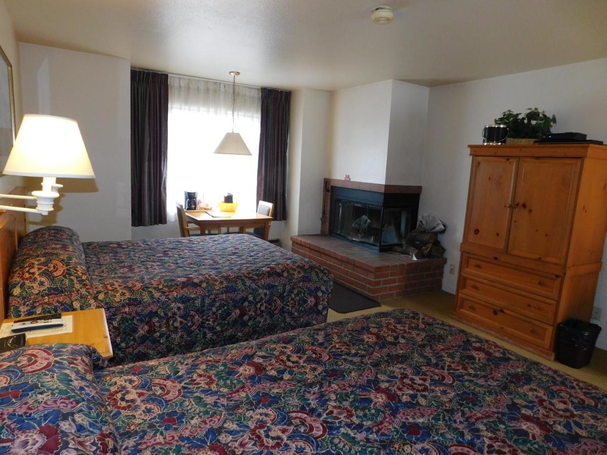 Pacific Gardens Inn — photo 14