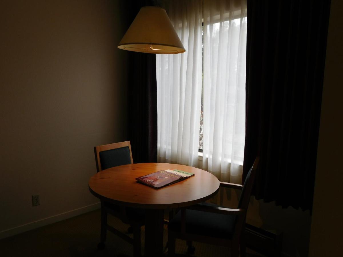 Pacific Gardens Inn — photo 8