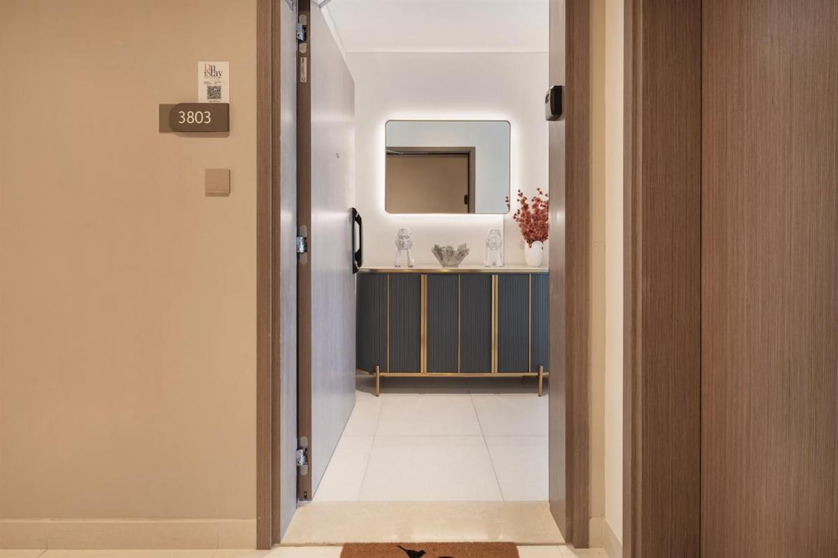 Luxury 1BR Walking Distance to Dubai Mall - 3