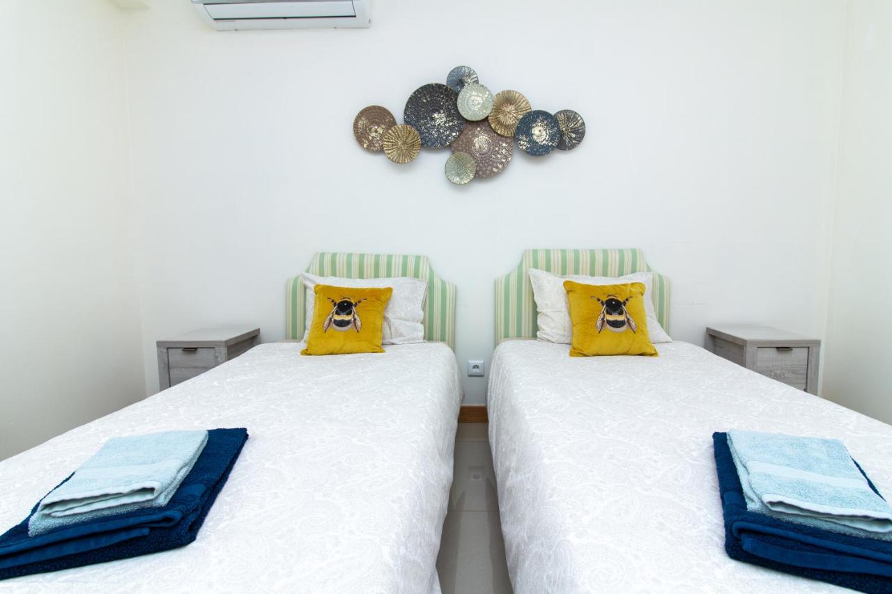 Bay View Modern Apartment - 2