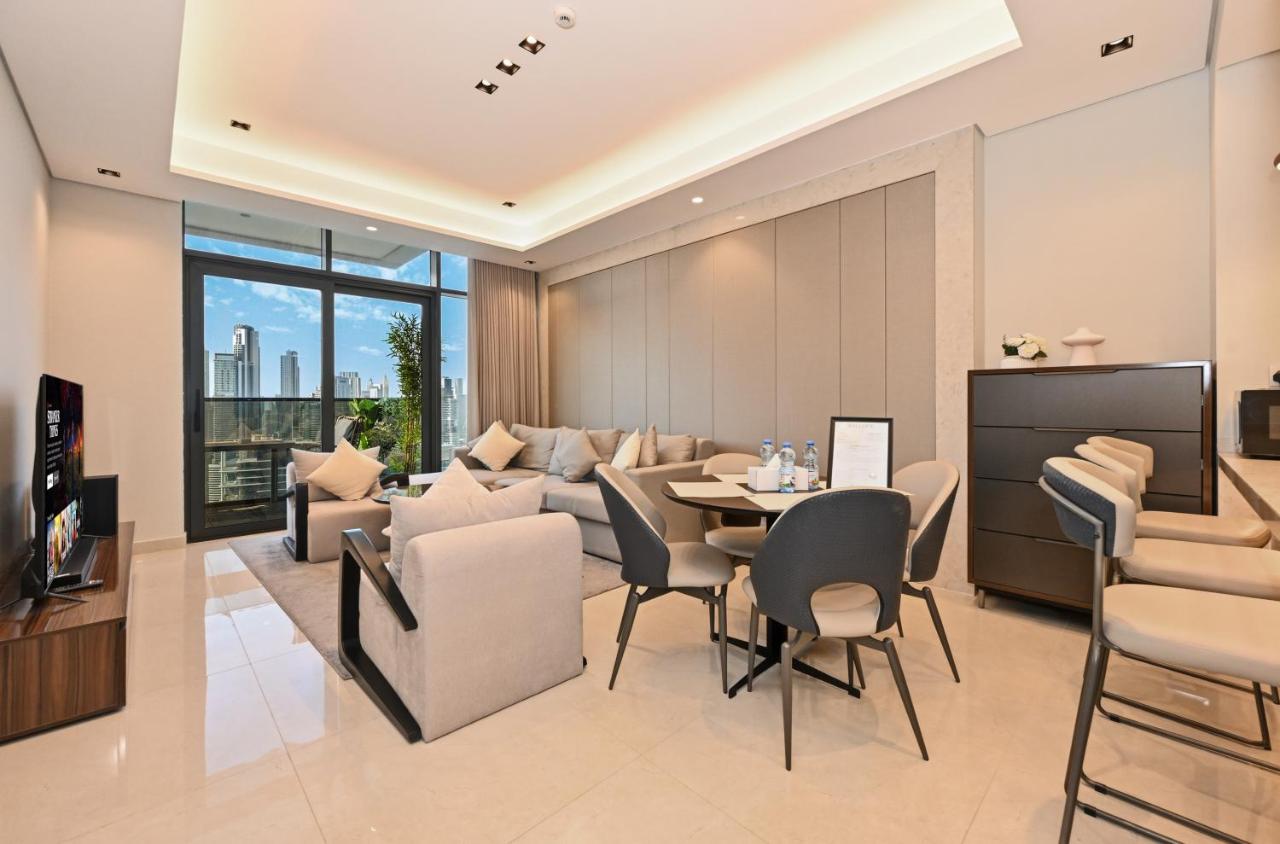 Stunning 1 Bdr Luxury with Burj Khalifa View - 5