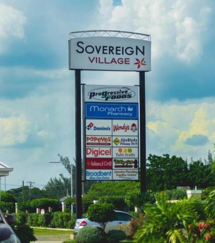 Home in Portmore Phoenix Village - 3