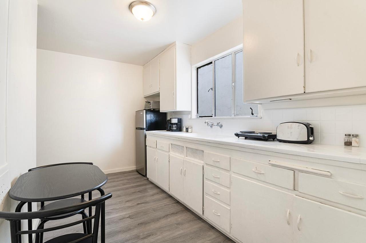 Comfortable 1B 2beds Retreat Near Beverly Hills - 4