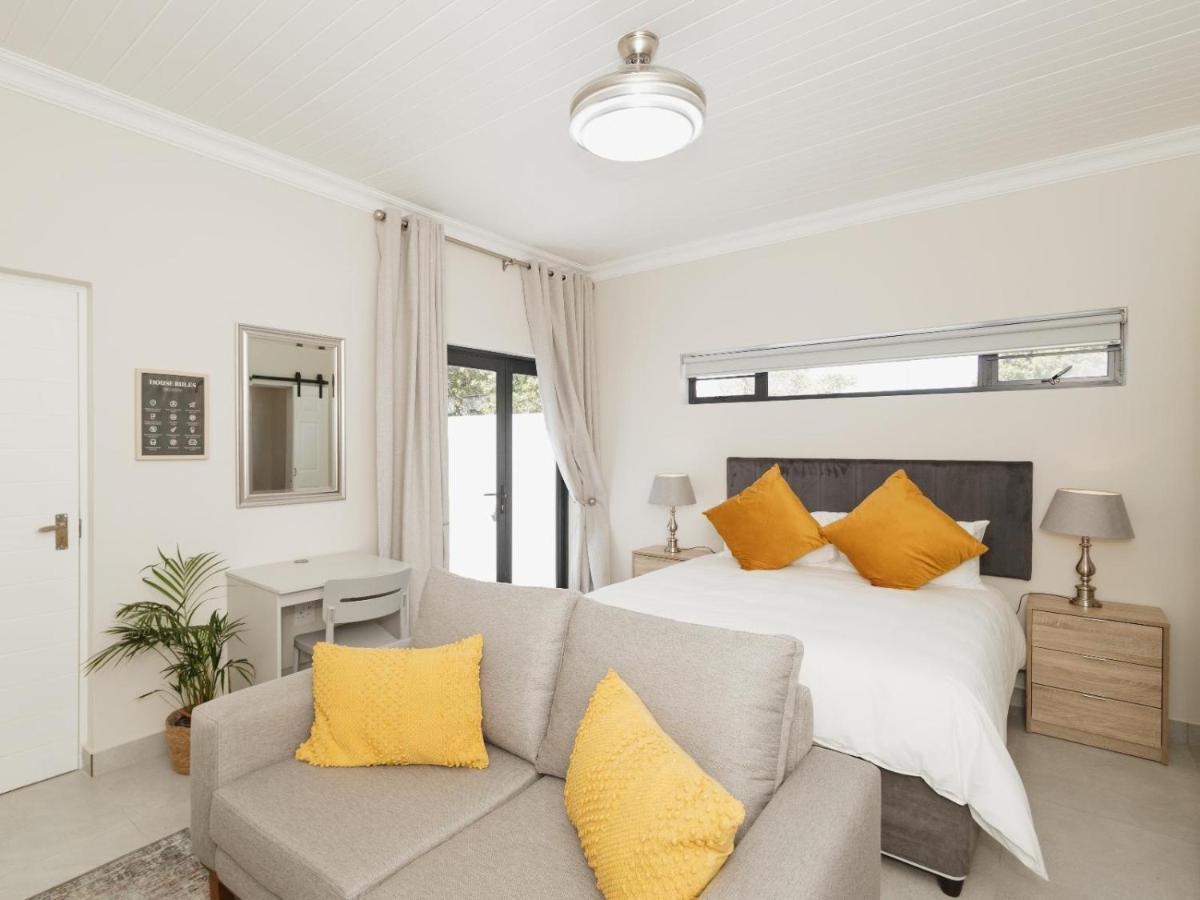 Catalyst Guest House - 4