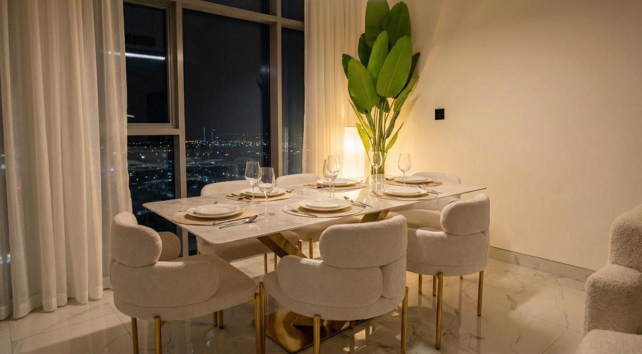 Stunning Burj Khalifa View Luxury 2BR Business Bay - 5