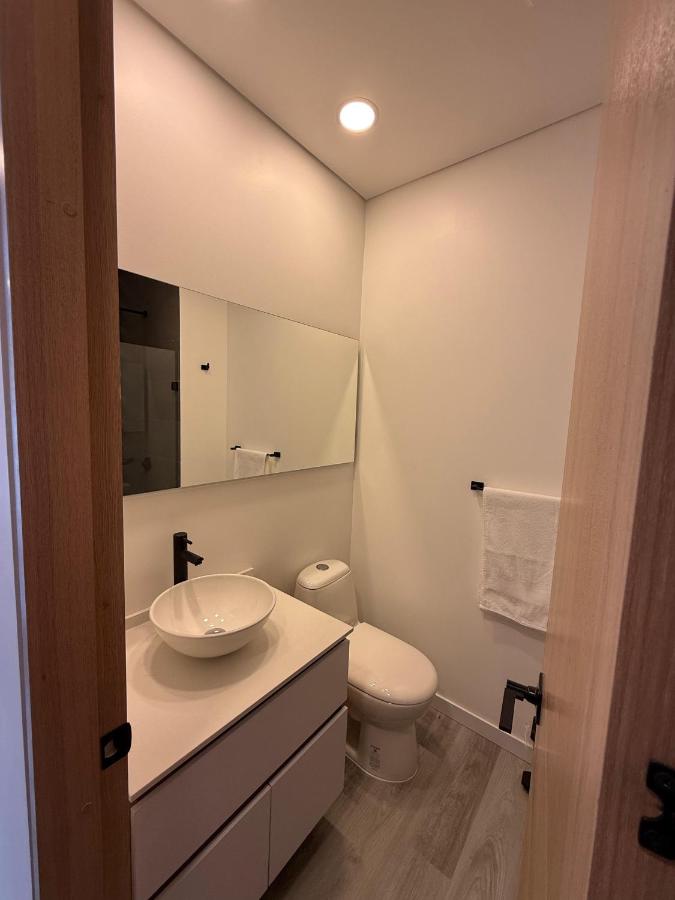 Aparta Suite Centro Internacional Piso 29 con Altura - 3