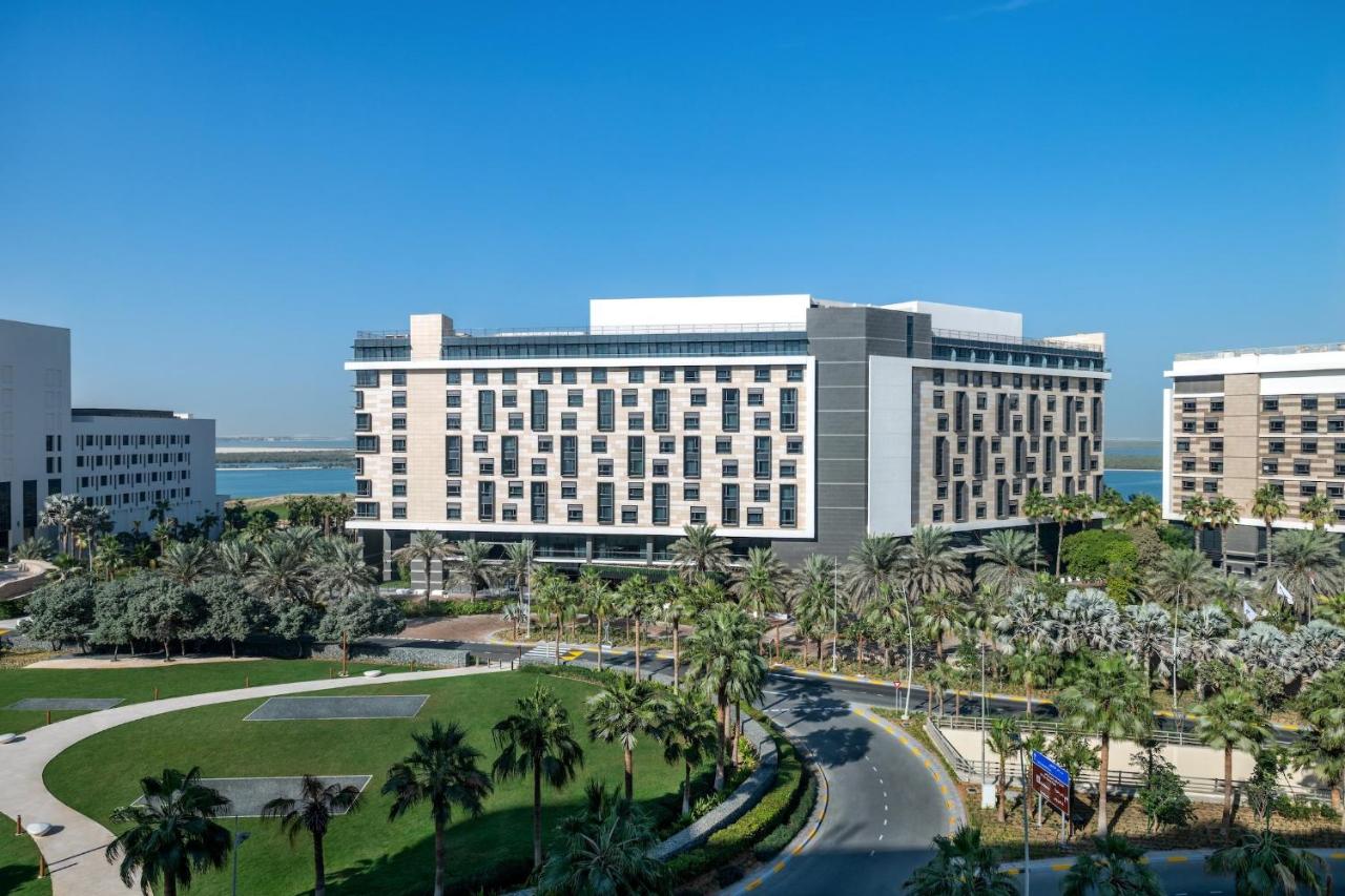 Yas Plaza Mangroves