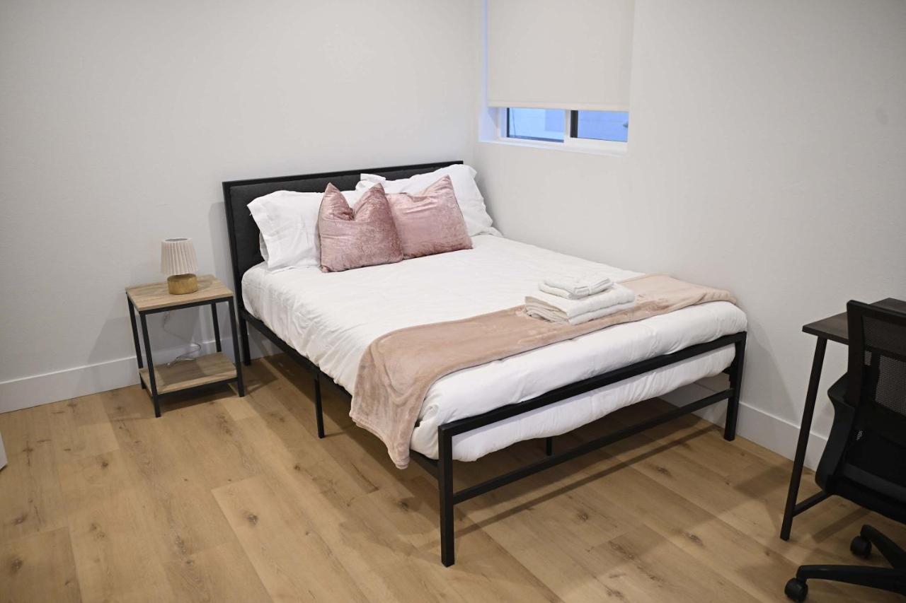 Luxe Ensuite in Shared Home-Minutes to USC