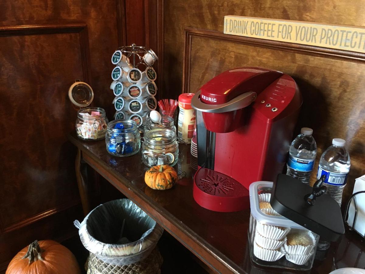 Colts Neck Inn Hotel — photo 12
