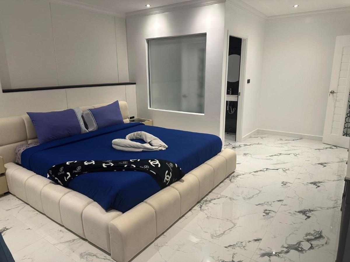 Elite Luxury Apartment Patong - 2