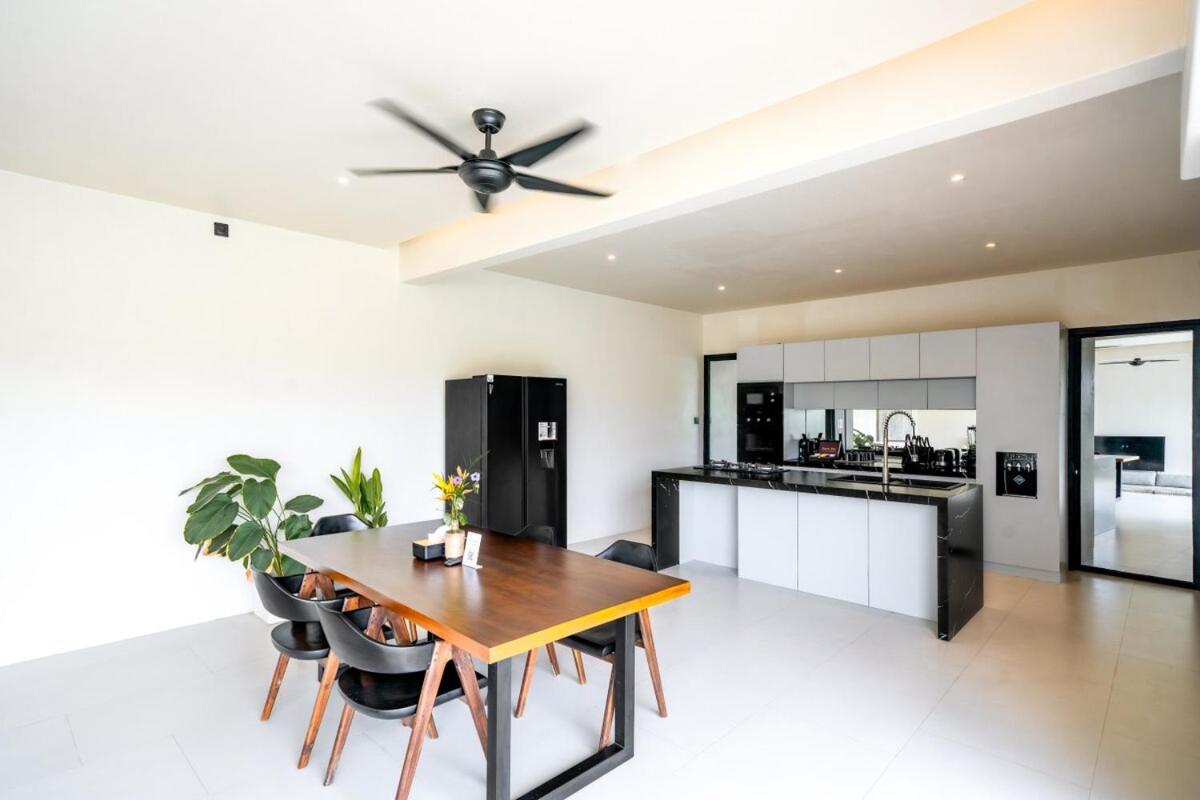 Lyra 2BR Modern & Serene Villa - Uluwatu - 3