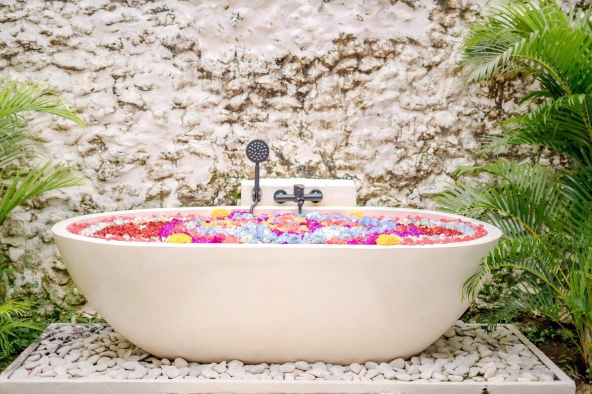 Lyra 2BR Modern & Serene Villa - Uluwatu - 4