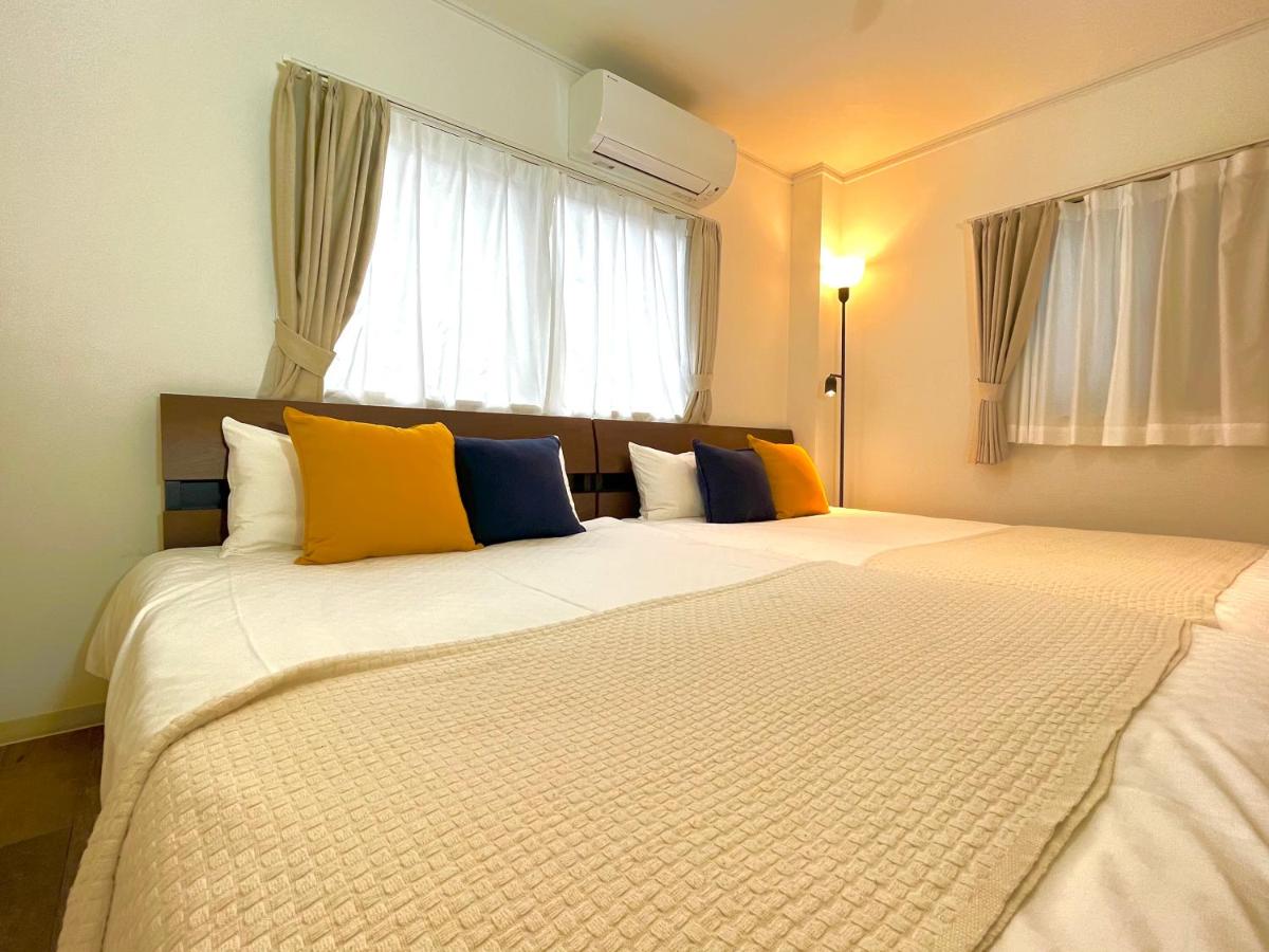 Liaison Court Universal Gateway - Free Parking - 2