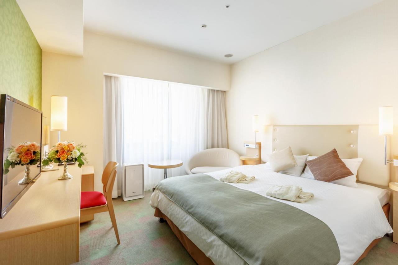 City Plaza Osaka - 2