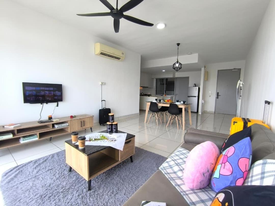1 Tebrau 3BR Family Relaxing Stay In JBTown BySTAY - 5