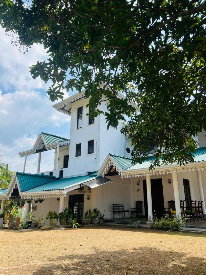 Dinila Villa