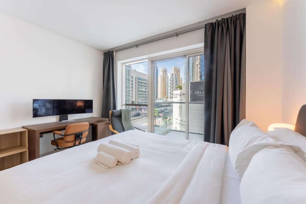 Vacationer Holiday Homes I Chic One Bedroom I West Avenue - 2