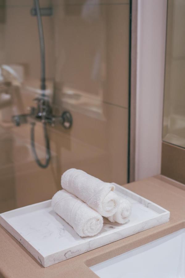 Three Bedroom Apartment by Otolo Homes with Free Yas Theme Park Tickets - 2