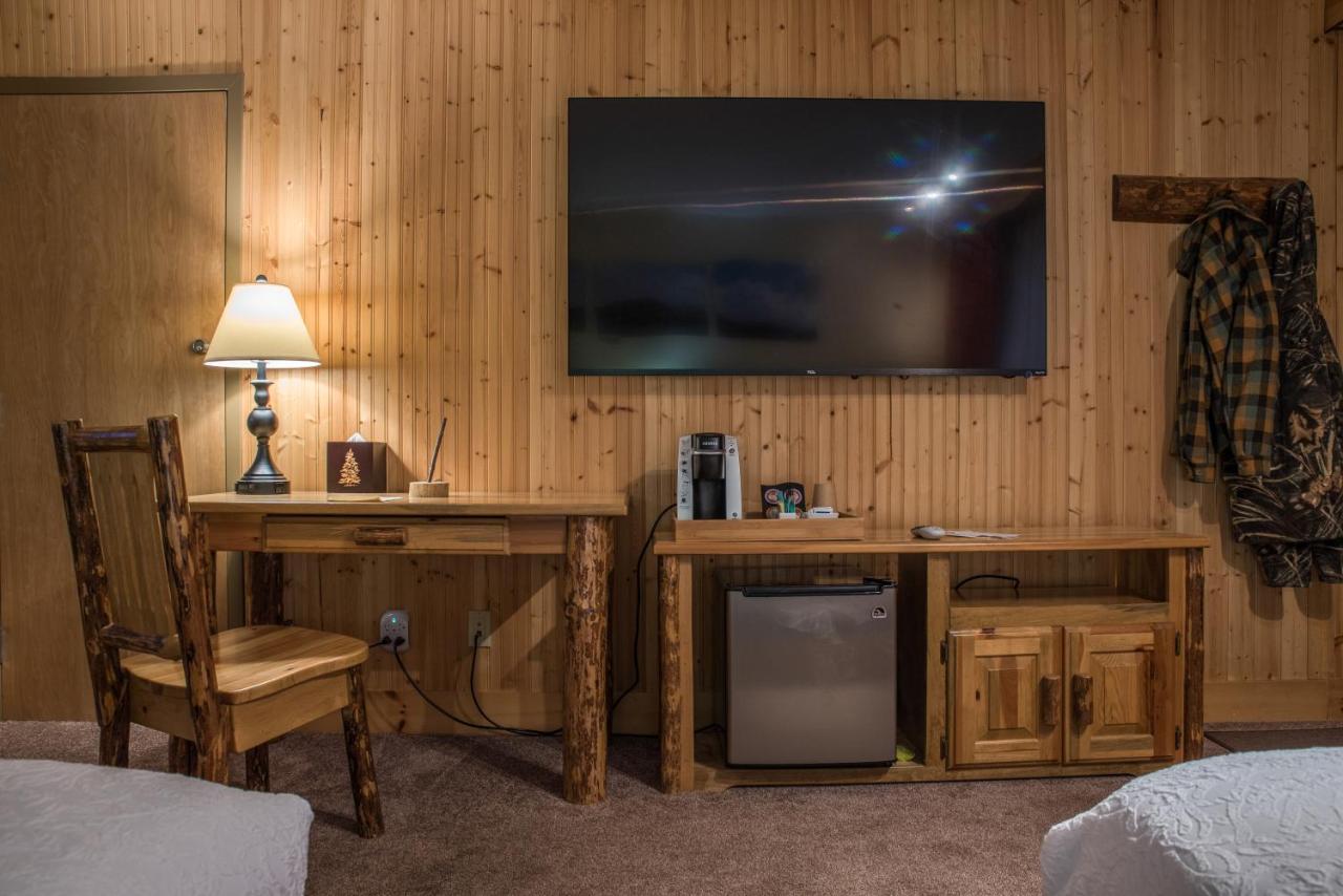 Spruce Lodge Bed and Breakfast — photo 15