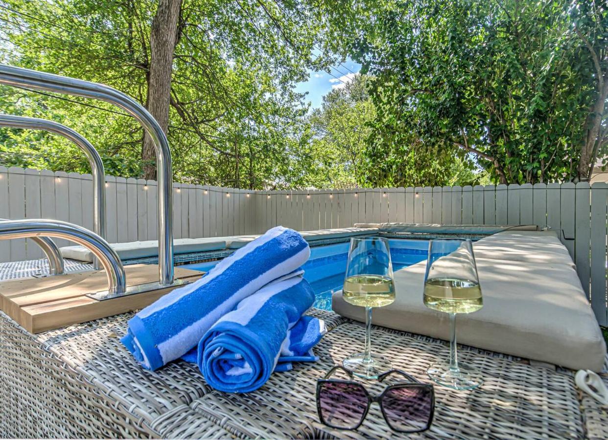 4 BDRM with POOL Prime Location on Lamar Mins to DT - 2